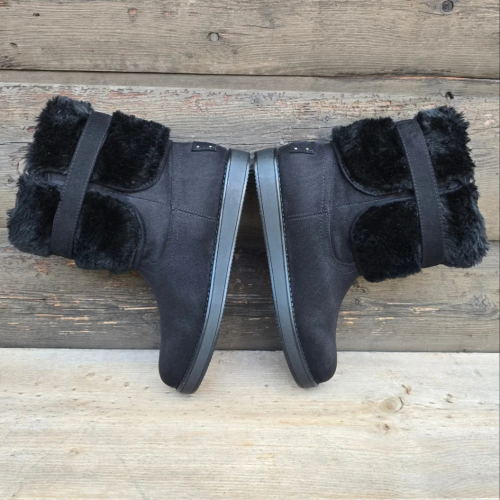 GBG Los Angeles NEW!! Alstyn Cozy Glam Chic, Warm, Faux Fur Winter Bootie 7M